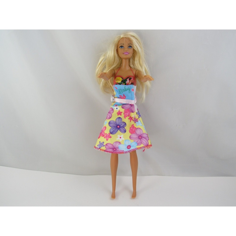 Blonde‎ Hair BARBIE Doll MATTEL 2015 Body & Dress